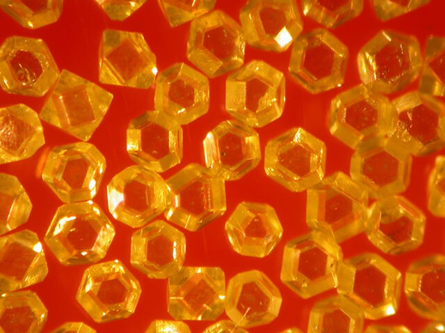 Polvo de diamante de grano de sierra
